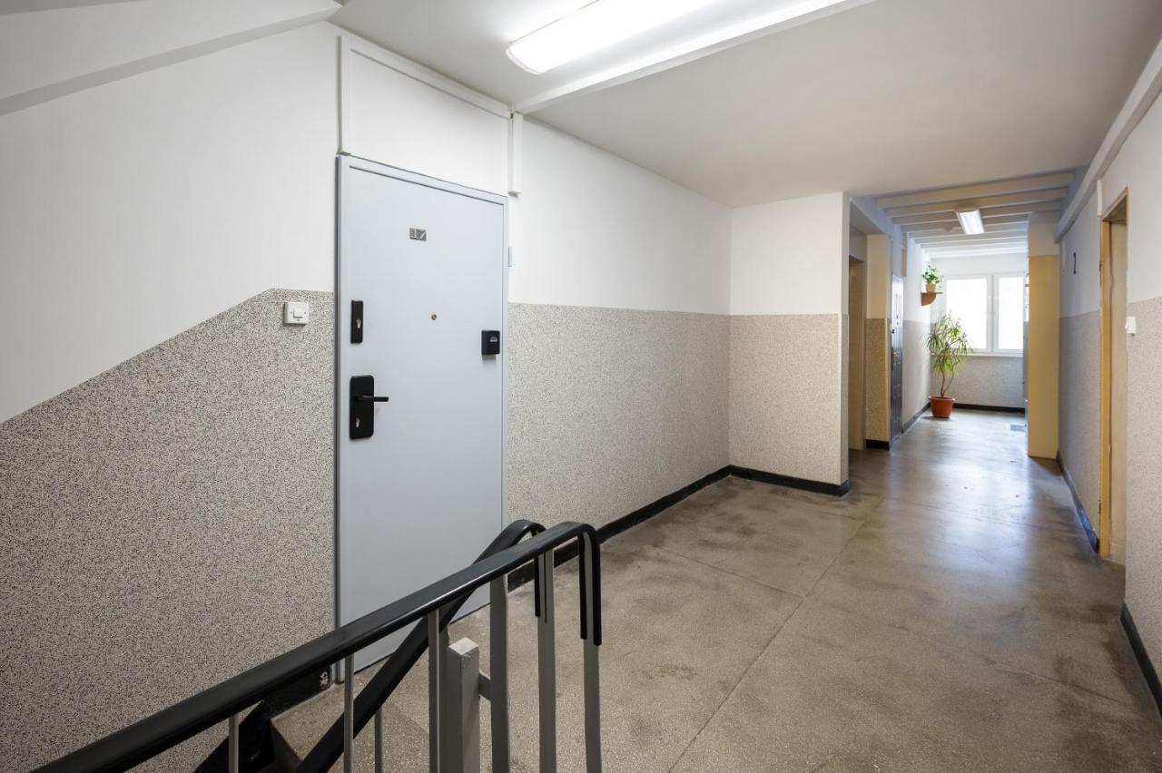 Wierzbno Modern Apartment 华沙 外观 照片