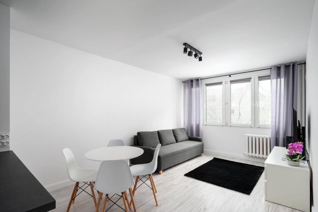 Wierzbno Modern Apartment 华沙 外观 照片