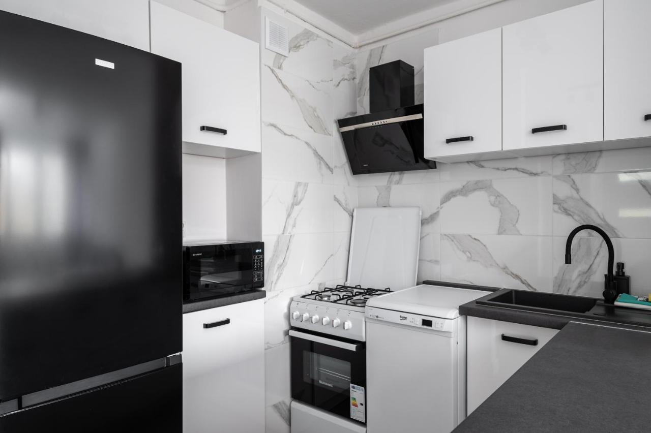 Wierzbno Modern Apartment 华沙 外观 照片