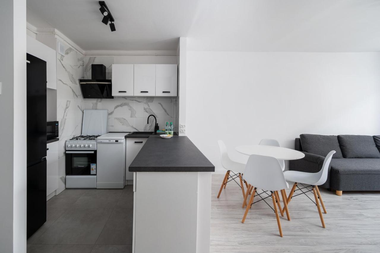 Wierzbno Modern Apartment 华沙 外观 照片